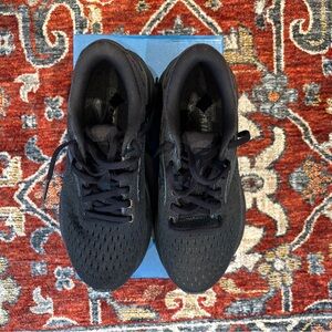 Brooks Ghost 16 Women's Sneakers - All Black